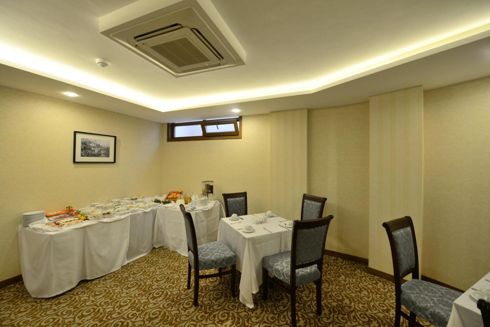 Cesmeli Konak Hotel Silivri Exterior photo