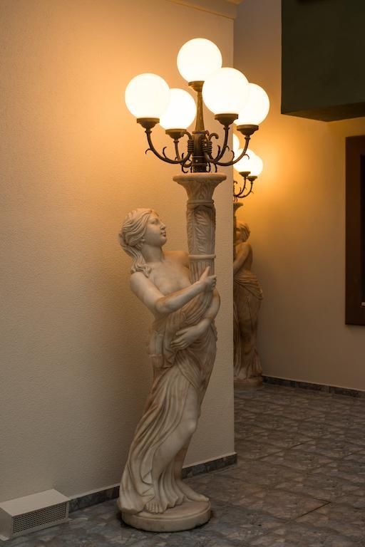 Cesmeli Konak Hotel Silivri Exterior photo