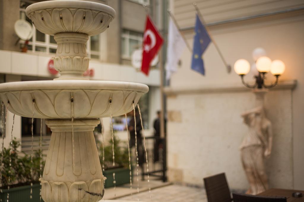 Cesmeli Konak Hotel Silivri Exterior photo