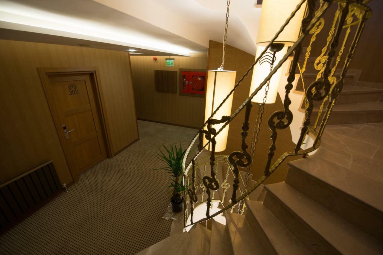Cesmeli Konak Hotel Silivri Exterior photo