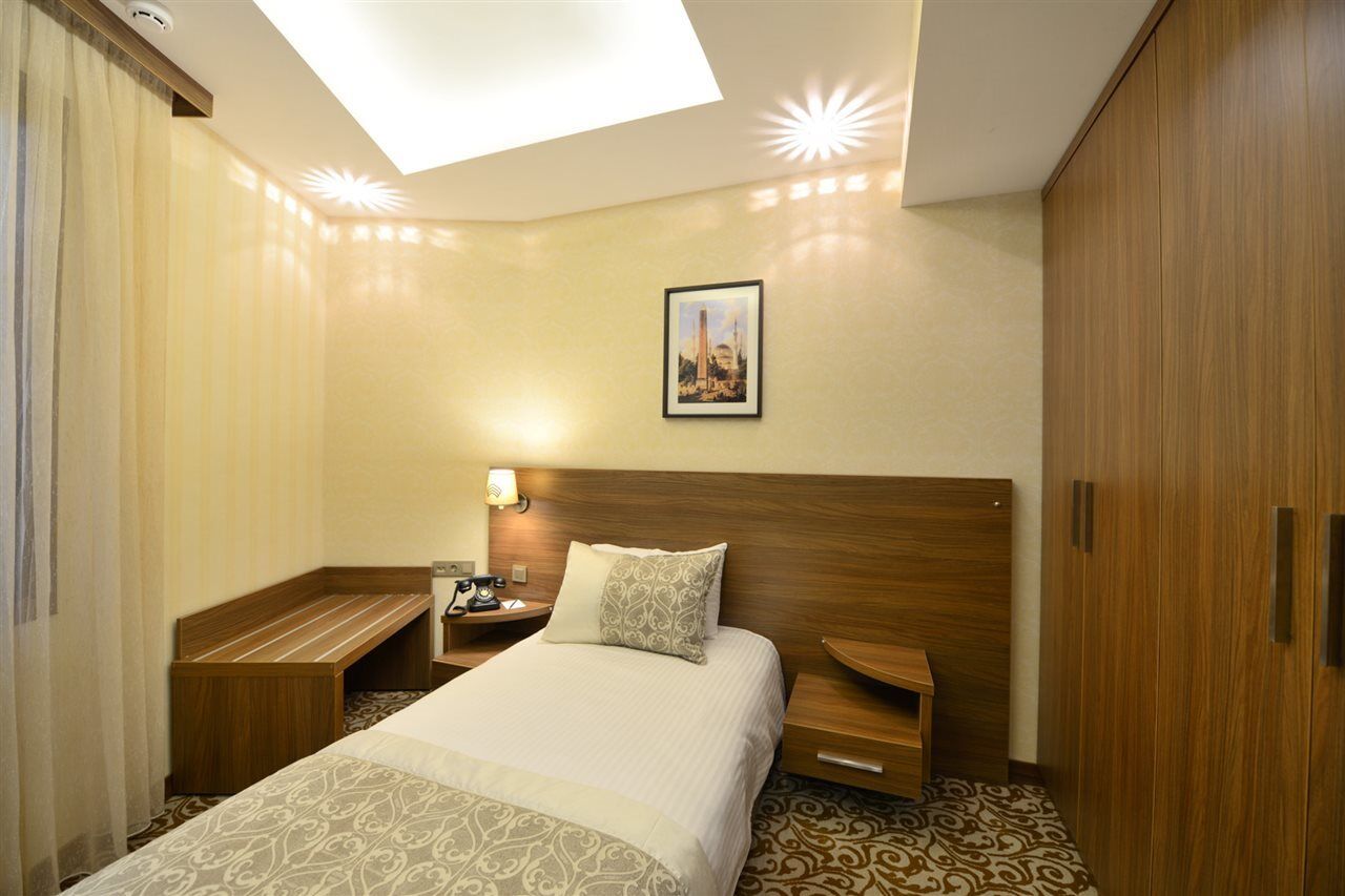 Cesmeli Konak Hotel Silivri Exterior photo